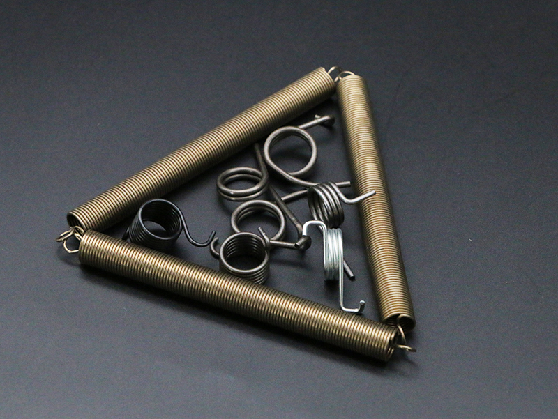 機械復(fù)位閉口拉簧 機械復(fù)位閉口拉簧